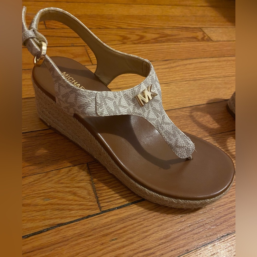 Michael Kors Shoes Wedge Sandals Espadrille size 6 NEW!!